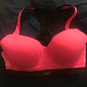 Victorias secret underwire sports bra 34D